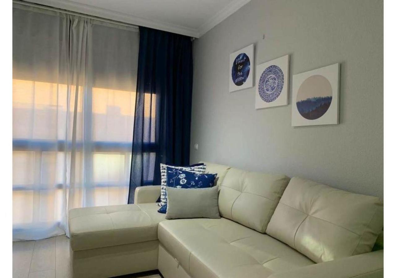 Pirra 44 Suite. Wanda Metropolitan, Aeropuerto, Ifema. *