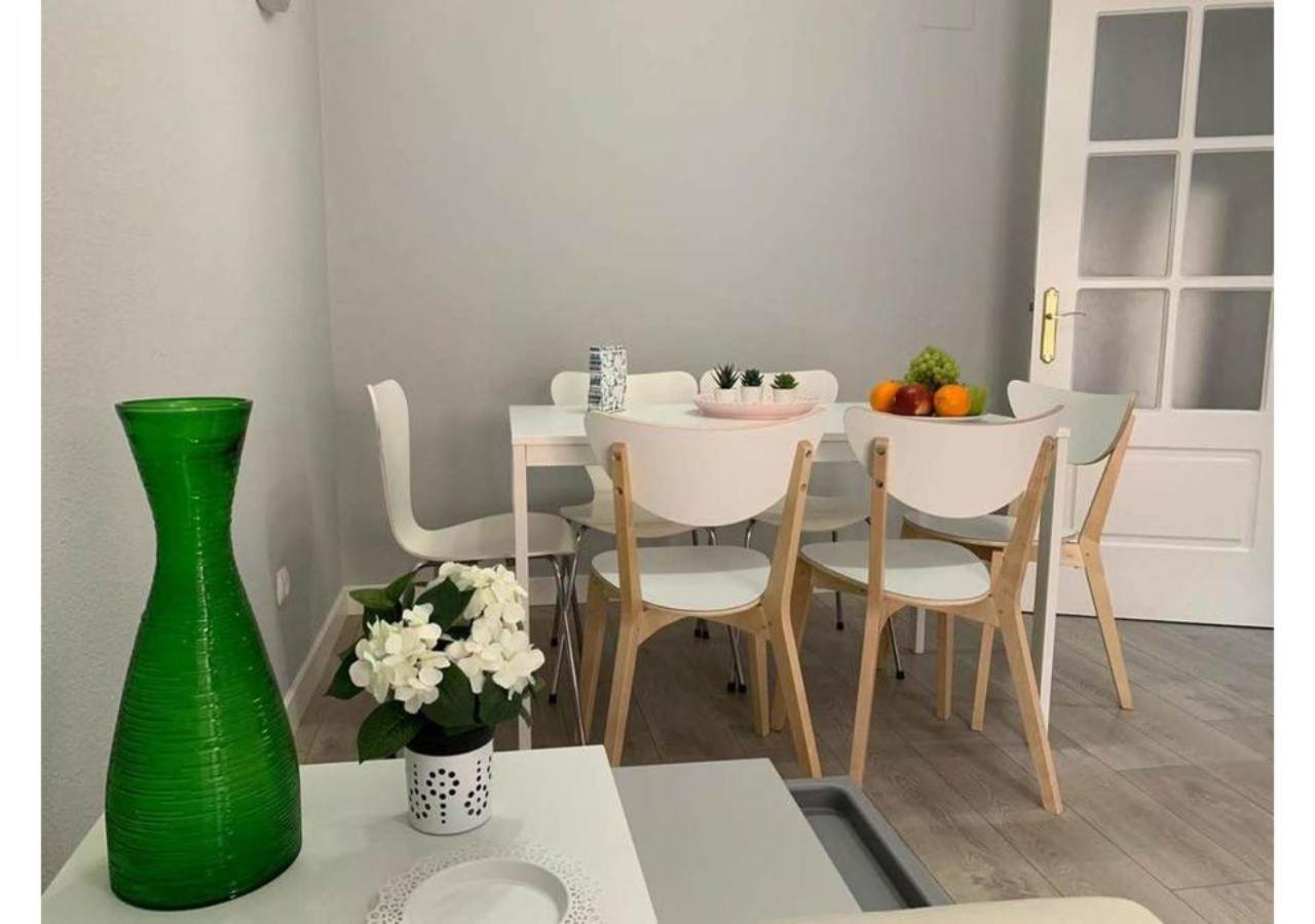 Apartamento Pirra 44 Suite. Wanda Metropolitan, Aeropuerto, Ifema.