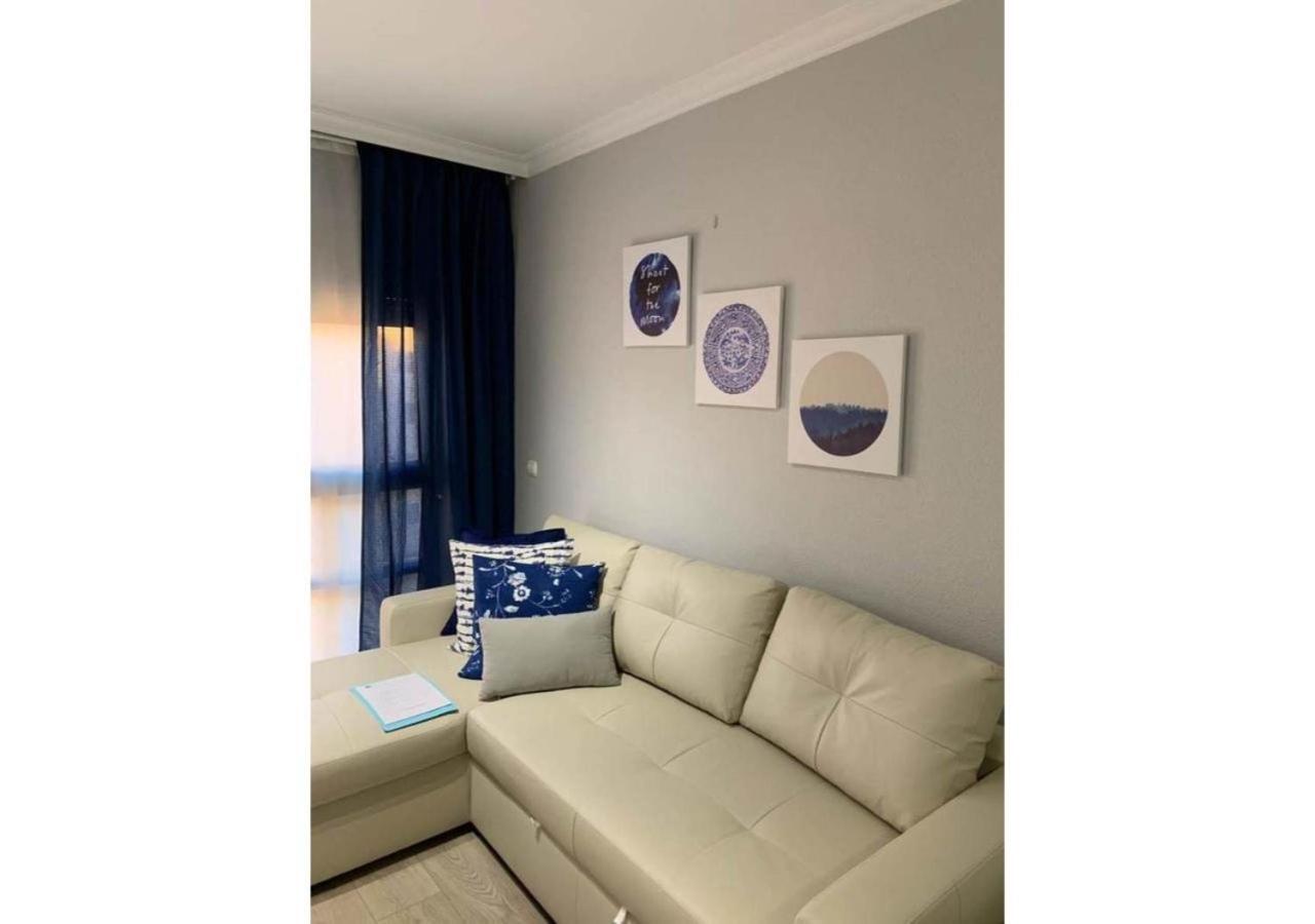 Pirra 44 Suite. Wanda Metropolitan, Aeropuerto, Ifema. Madrid