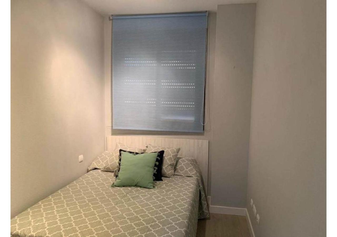 Apartamento Pirra 44 Suite. Wanda Metropolitan, Aeropuerto, Ifema.
